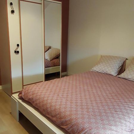 Gite Le Jaya Saint-Georges-de-Luzencon ภายนอก รูปภาพ